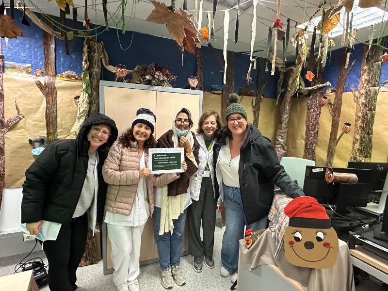 La creativitat i l’esperit festiu omplen l’Hospital en la cinquena edició del Concurs de Guarniments de Nadal