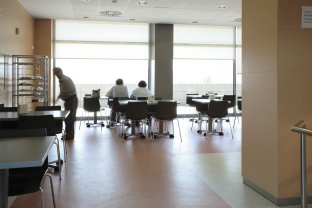 Las obras afectarán tanto a la cafetería para los usuarios como a la de los trabajadores