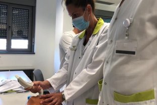 El Hospital de l'Esperit Sant forma médicos especialistas desde 2005.