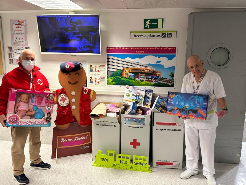 La solidaridad de los profesionales vuelve a hacer posible la campaña de recogida de juguetes