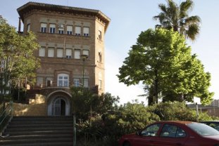 Imatge del Pavelló B de l'Antic Hospital