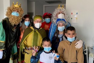 Los Reyes de Oriente visitan el Hospital