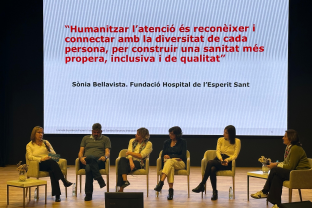 La Mesa 2, "Experiencia Paciente: Cada paciente vive una historia única"