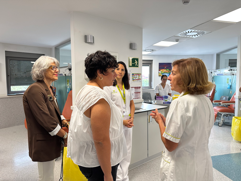 L’alcaldessa de Santa Coloma visita la Fundació Hospital de l’Esperit Sant